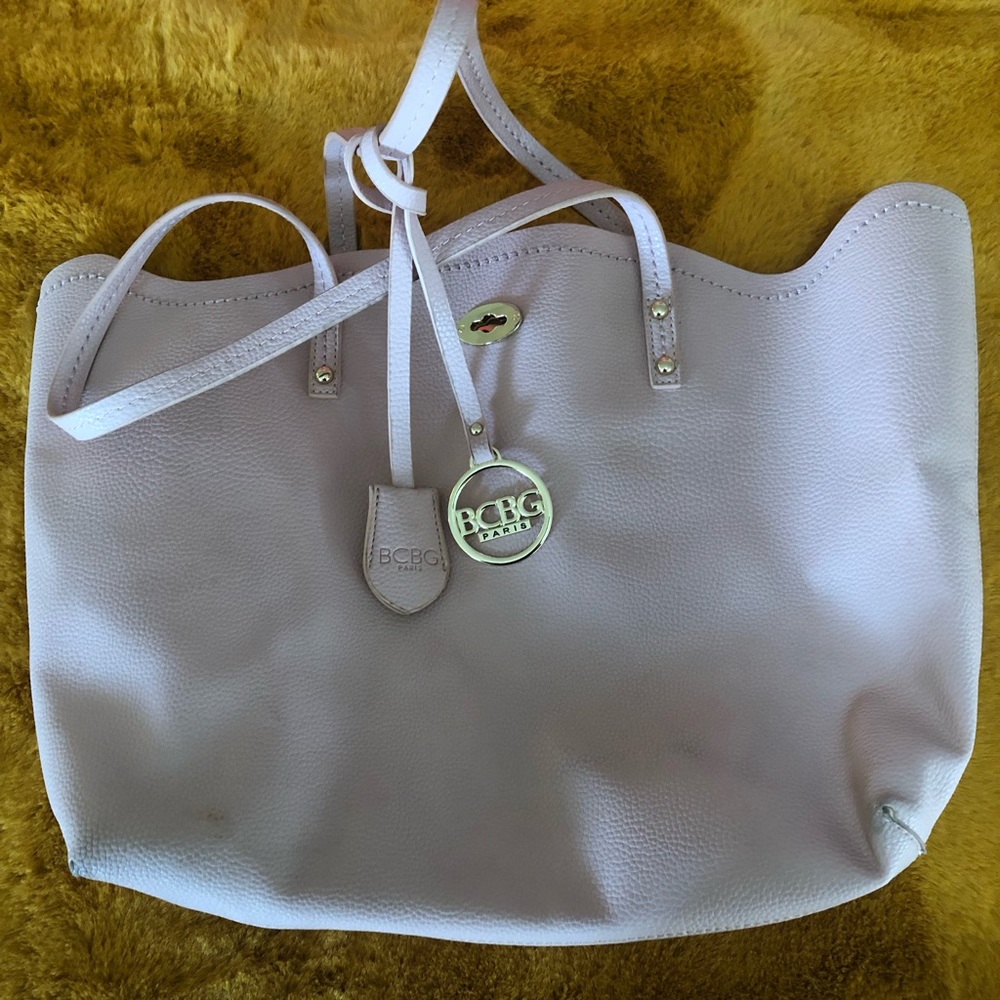 BCBG Paris 👜 bag